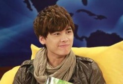 李易峰搓碟爆料视频播放,揭秘明星幕后生活瞬间